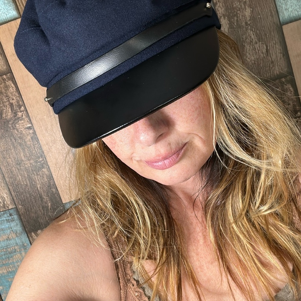 Navy blue pleather rim cute hat - Picture 2 of 16